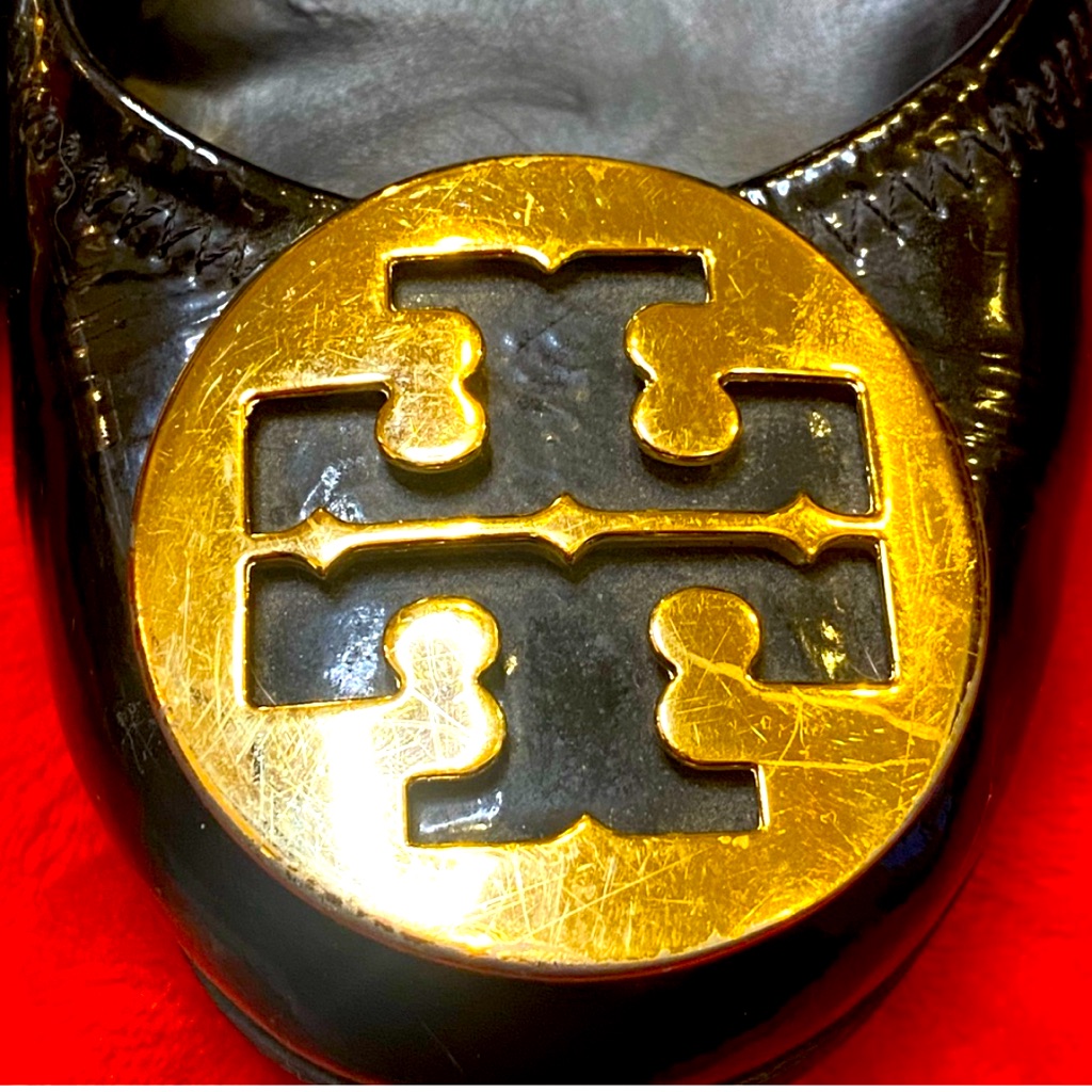Tory Burch Gold Emblem Gold Trim Heel